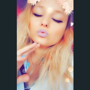 Meet your Posher, Kait